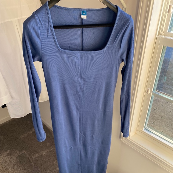 OLD NAVY maxi long sleeve dress with slits on both sides - Picture 1 of 3